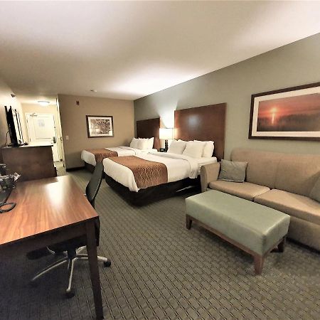 Amerivu Inn And Suites - Chisago City Екстер'єр фото