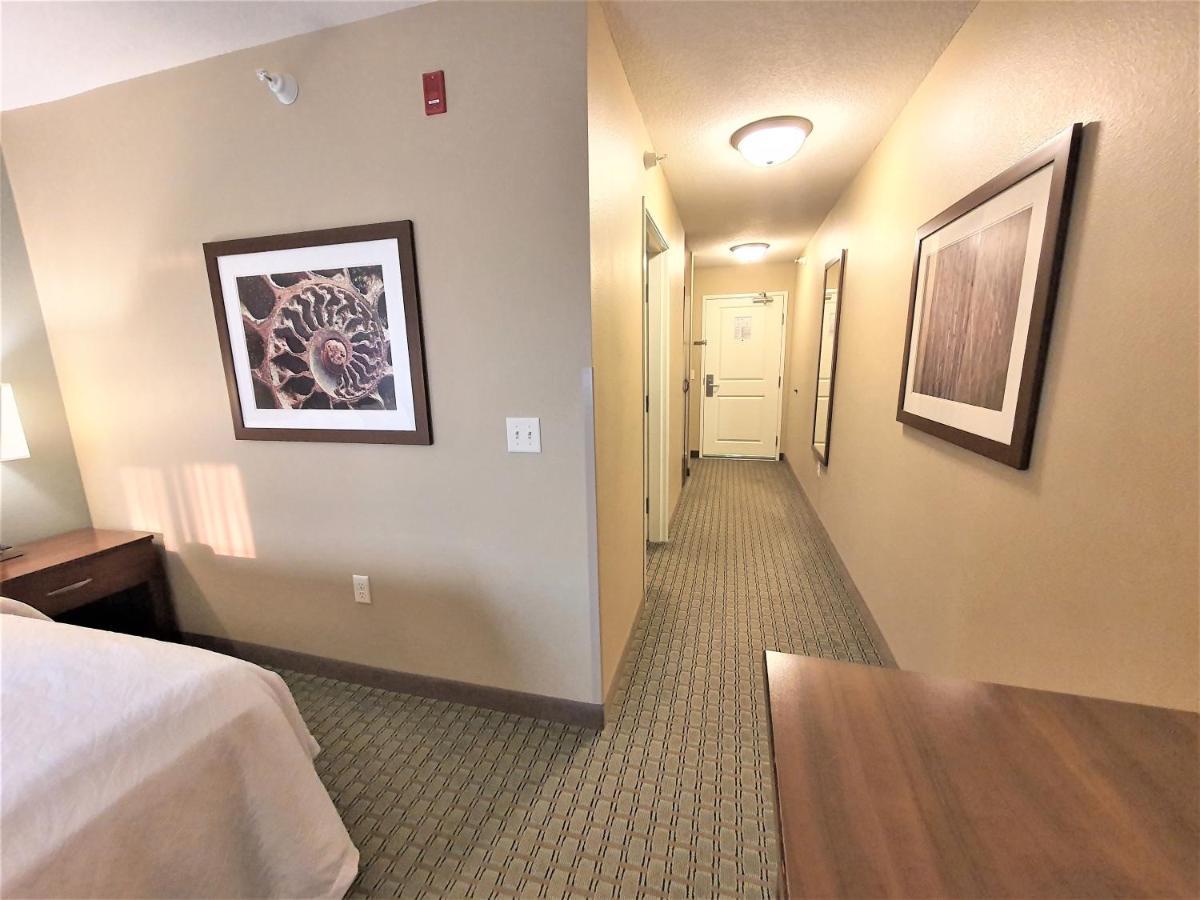 Amerivu Inn And Suites - Chisago City Екстер'єр фото