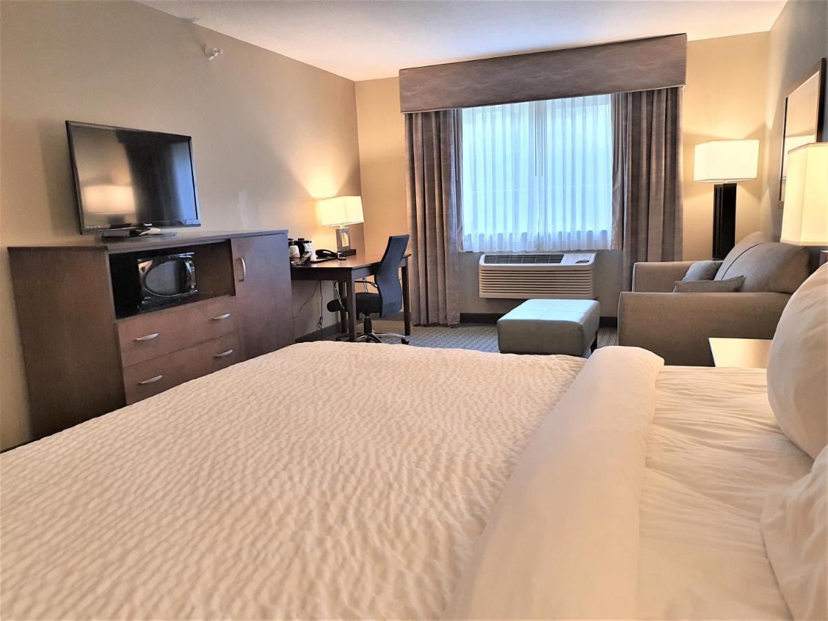 Amerivu Inn And Suites - Chisago City Екстер'єр фото