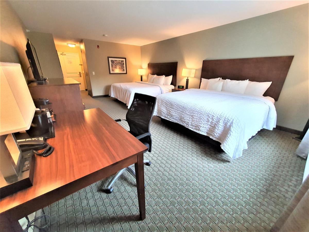Amerivu Inn And Suites - Chisago City Екстер'єр фото